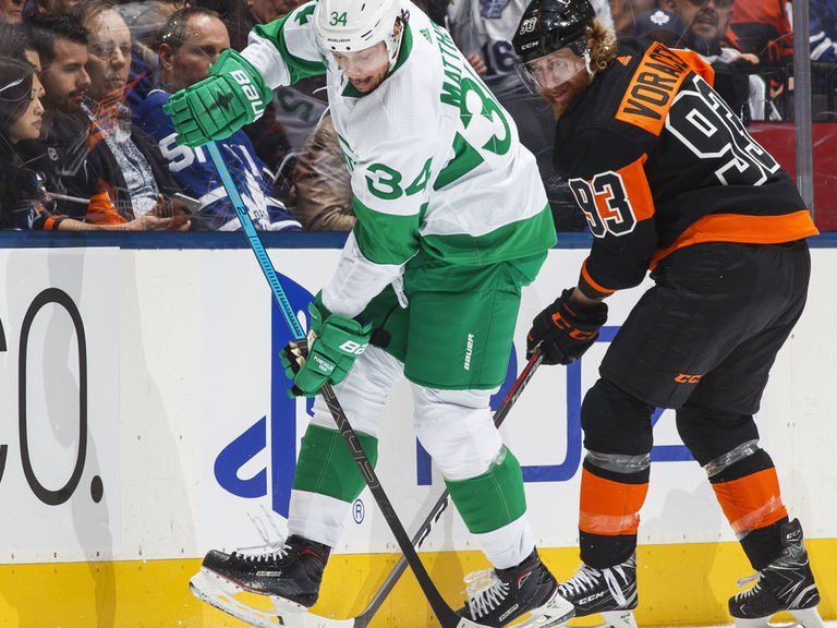 Watch Maple Leafs' goal disallowed after net dislodged