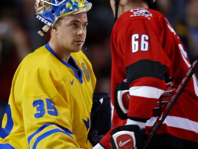 20 years of hockey history between Canada and Sweden