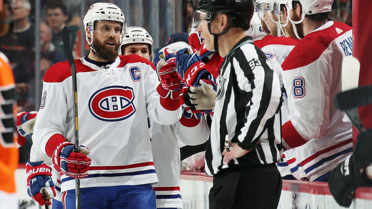 PHILADELPHIA, PA - MARCH 19: Shea Weber #6 of the Montreal Canadiens celebrates his second period goal against the Philadelphia Flyers with his teammates on the bench on March 19, 2019 at the Wells Fargo Center in Philadelphia, Pennsylvania.