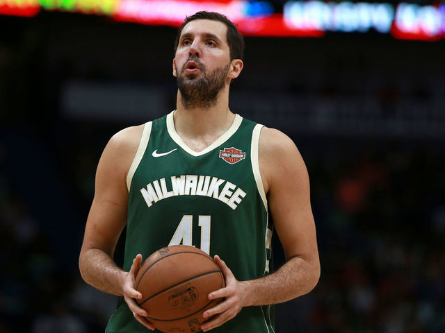 NEW ORLEANS, LOUISIANA - MARCH 12: Nikola Mirotic #41 of the Milwaukee Bucks shoots a free throw during the first half of a NBA game against the New Orleans Pelicans at the Smoothie King Center on March 12, 2019 in New Orleans, Louisiana.