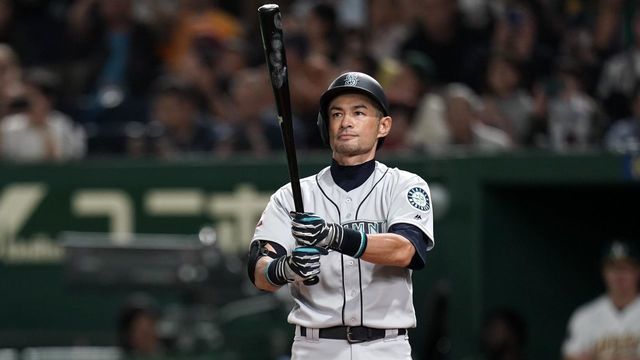 TOKYO, JAPAN - MARCH 21: Outfielder Ichiro Suzuki #51 of the Seattle Mariners at bat in 4th inning during the game between Seattle Mariners and Oakland Athletics at Tokyo Dome on March 21, 2019 in Tokyo, Japan.
