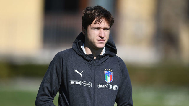 FLORENCE, ITALY - MARCH 20: Federico Chiesa of Italy looks on during a training session at Centro Tecnico Federale di Coverciano on March 20, 2019 in Florence, Italy.