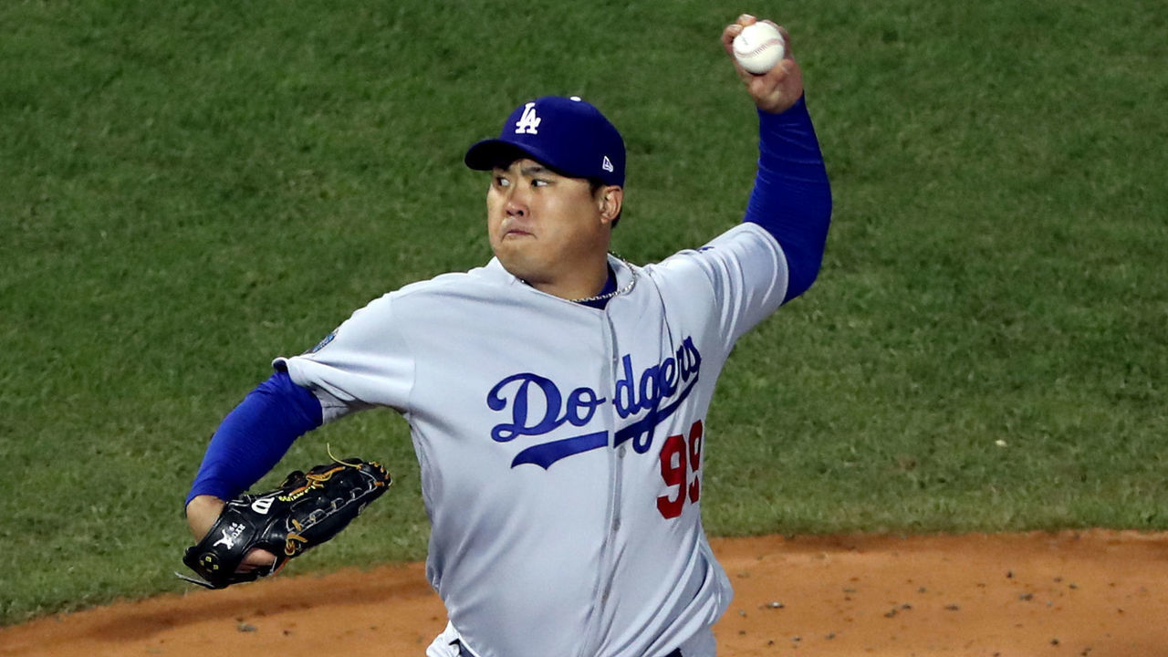 BOSTON, MA - OCTOBER 24: Hyun-Jin Ryu #99 of the Los Angeles Dodgers pitches during Game 2 of the 2018 World Series against the Boston Red Sox at Fenway Park on Wednesday, October 24, 2018 in Boston, Massachusetts.
