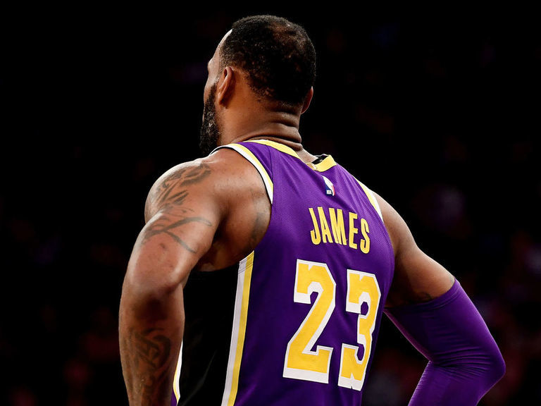 LeBron, Lakers eliminated from playoff contention with loss to Nets