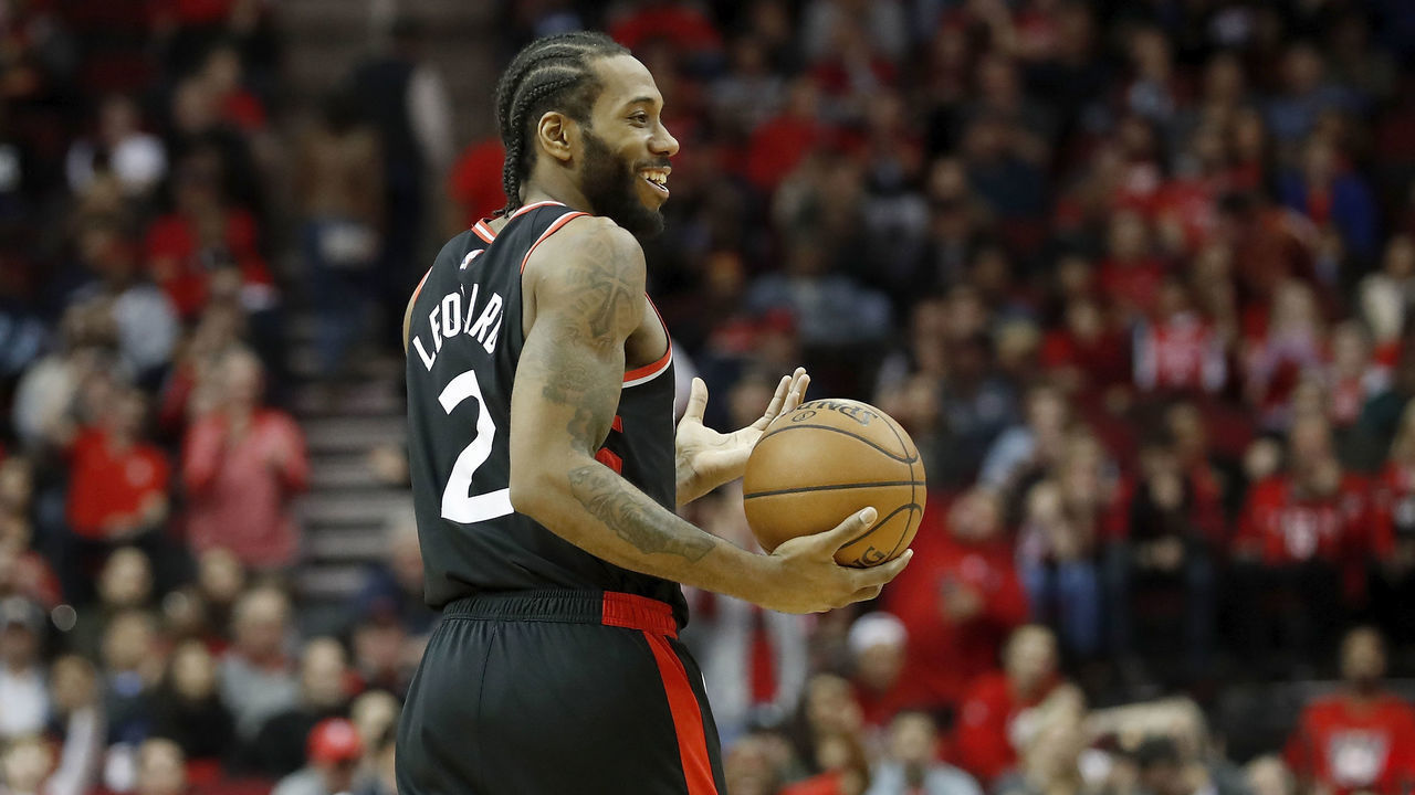 HOUSTON, TX - JANUARY 25: Kawhi Leonard #2 of the Toronto Raptors reacts in the second half against the Houston Rockets at Toyota Center on January 25, 2019 in Houston, Texas.