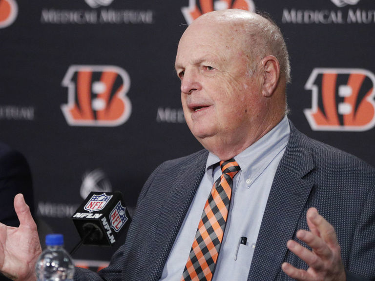 Bengals owner explains lone vote against pass interference