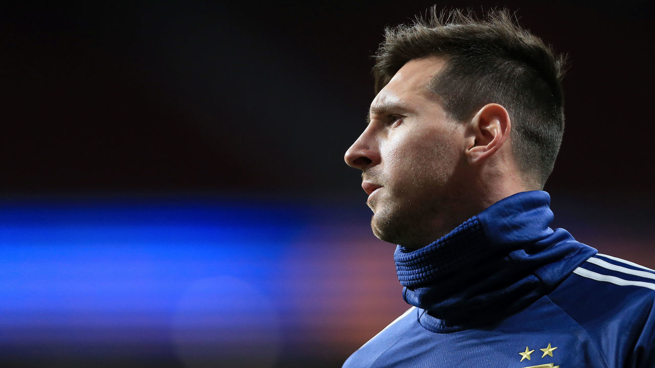 MADRID, SPAIN - MARCH 22: Lionel Messi of Argentina looks on during the warm-up ahead of the international friendly match between Argentina and Venezuela at Estadio Wanda Metropolitano on March 22, 2019 in Madrid, Spain.