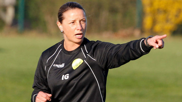 01 April 2019, North Rhine-Westphalia, Duisburg: Soccer: Regionalliga West, SV Straelen. For the first time Inka Grings leads the training at the fourth league team SV Straelen. This makes her the first woman to take on a coaching position in the regional fourth division. Photo: Roland Weihrauch/dpa