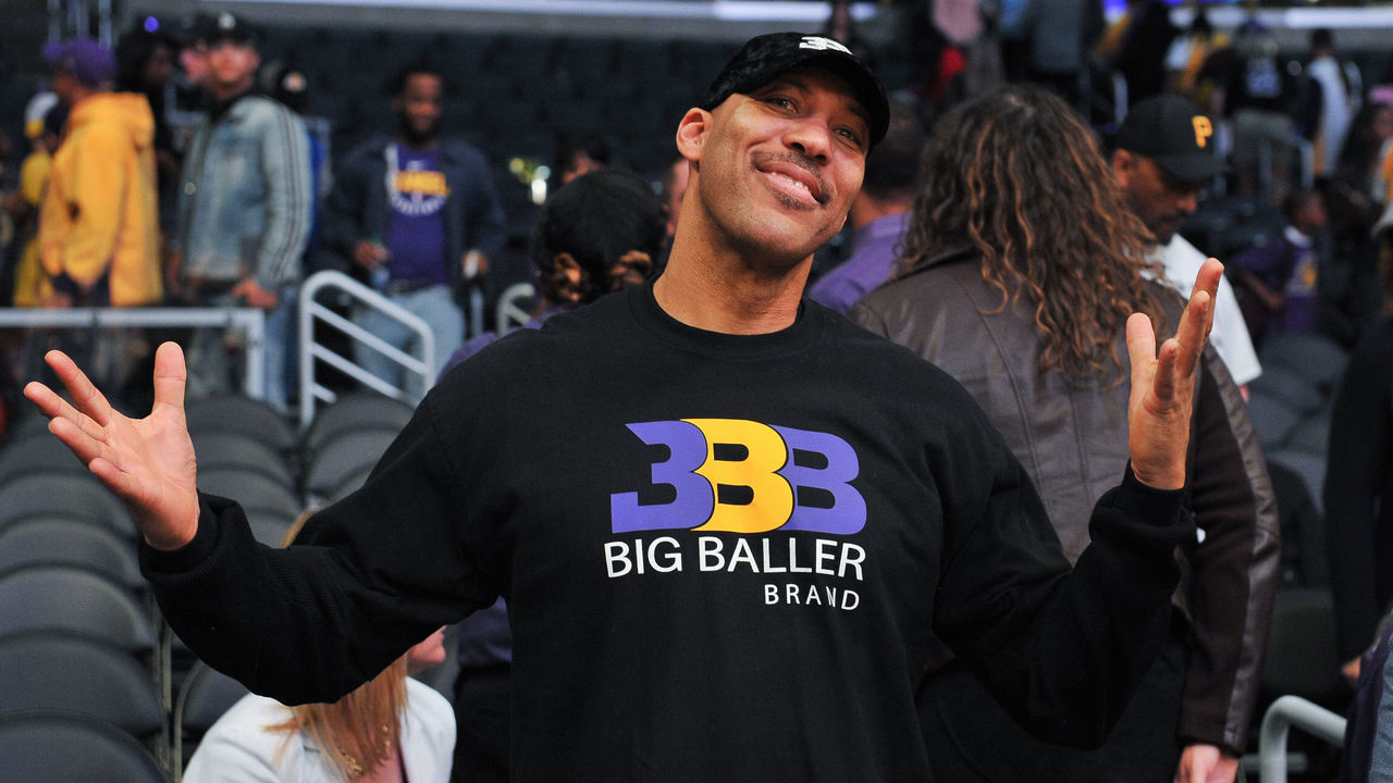LOS ANGELES, CALIFORNIA - NOVEMBER 07: LaVar Ball attends a basketball game between the Los Angeles Lakers and and the Minnesota Timberwolves at Staples Center on November 07, 2018 in Los Angeles, California.