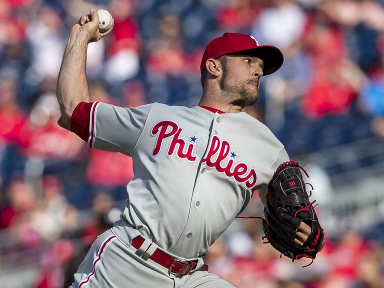 Phillies' Robertson to miss at least another month with flexor strain ...