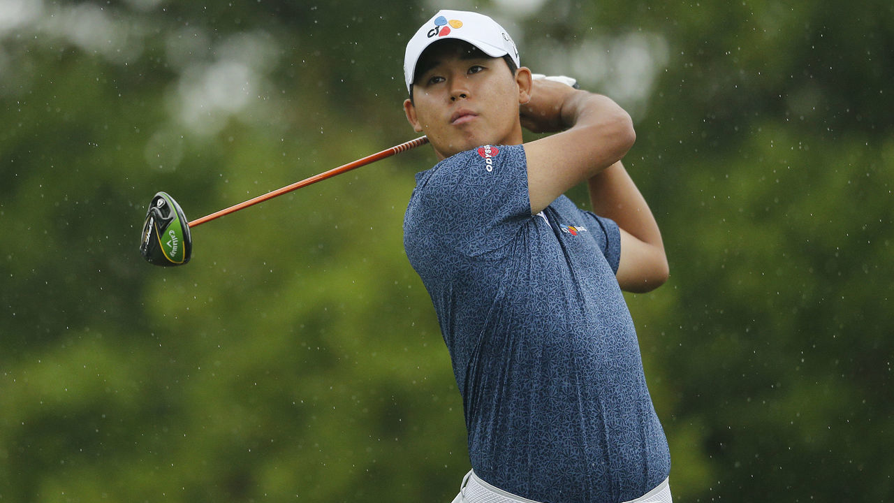 SAN ANTONIO, TEXAS - APRIL 06: Si Woo Kim of Korea plays his shot from the second tee during the third round of the 2019 Valero Texas Open at TPC San Antonio Oaks Course on April 06, 2019 in San Antonio, Texas.