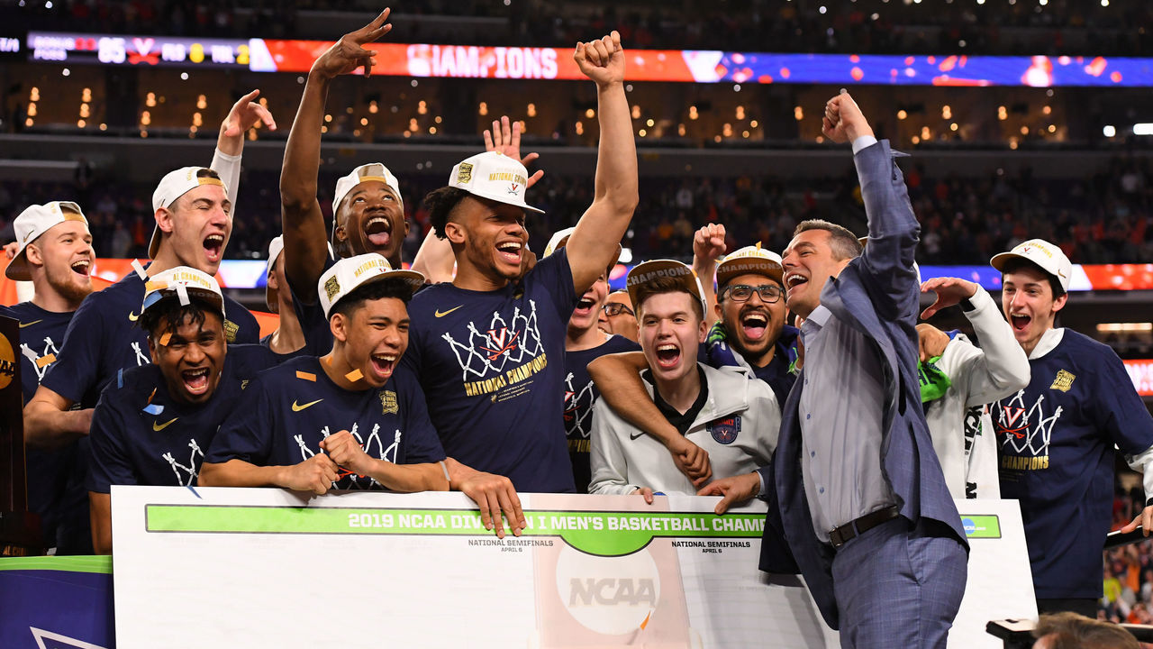 MINNEAPOLIS, MINNESOTA - APRIL 08: Head coach Tony Bennett of the Virginia Cavaliers celebrates after defeating the Texas Tech Red Raiders in the 2019 NCAA men's Final Four National Championship game at U.S. Bank Stadium on April 08, 2019 in Minneapolis, Minnesota.
