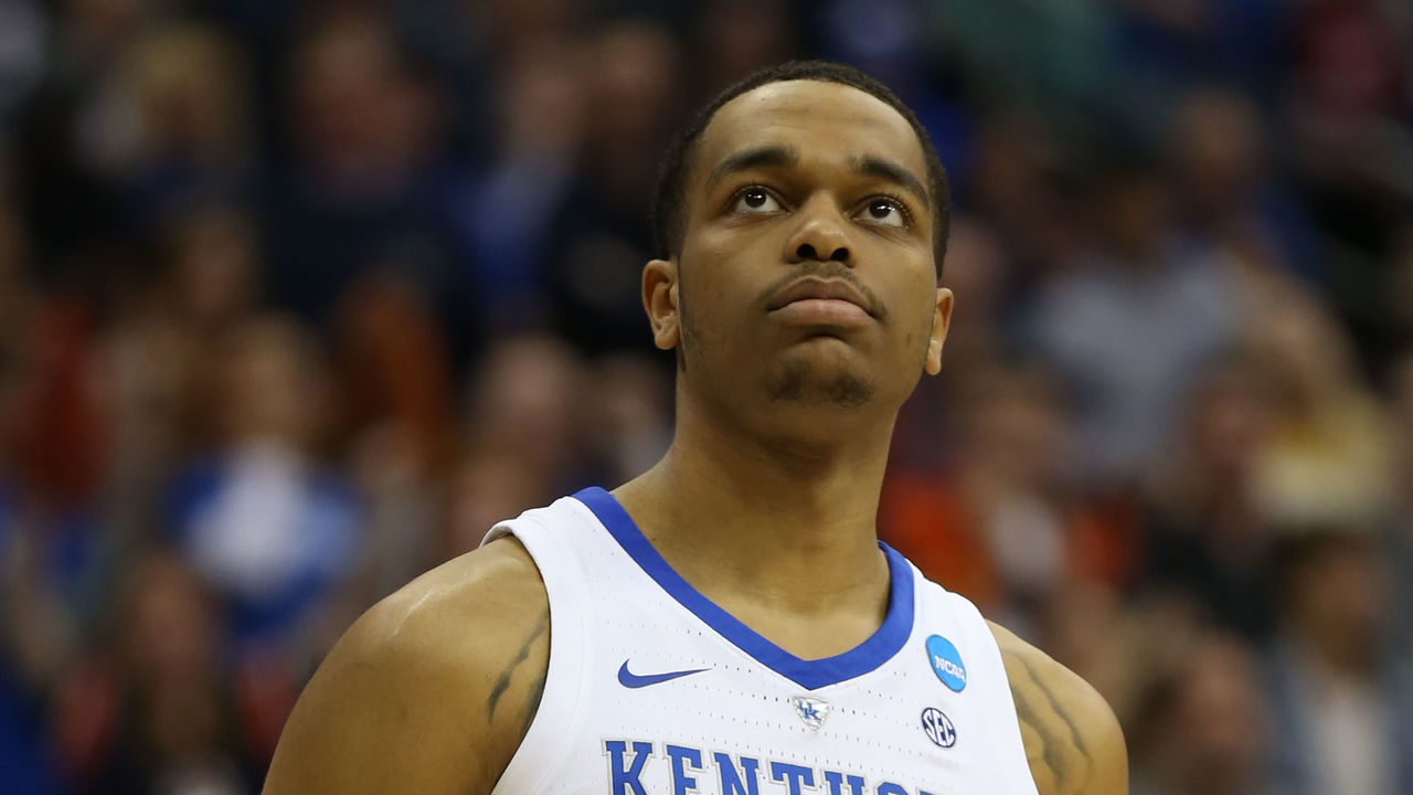 KANSAS CITY, MO - MARCH 31: Kentucky Wildcats forward PJ Washington (25) in the second half of the NCAA Midwest Regional Final game between the Auburn Tigers and Kentucky Wildcats on March 31, 2019 at Sprint Center in Kansas City, MO.