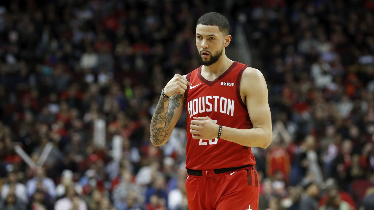 HOUSTON, TX - JANUARY 25: Austin Rivers #25 of the Houston Rockets reacts in the first half against the Toronto Raptors at Toyota Center on January 25, 2019 in Houston, Texas.