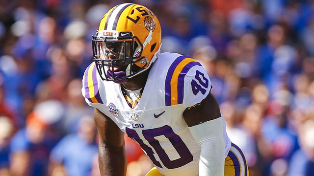 GAINESVILLE, FL - OCTOBER 06: LSU Tigers linebacker Devin White (40) lines up for a play during the game between the LSU Tigers and the Florida Gators on October 6, 2018 at Ben Hill Griffin Stadium at Florida Field in Gainesville, Fl.
