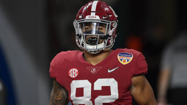MIAMI GARDENS, FL - DECEMBER 29: Alabama tight end Irv Smith Jr. (82) enters the field prior to the start of the CFP Semifinal at the Orange Bowl between Alabama Crimson Tide and the Oklahoma Sooners on December 29, 2018, at Hard Rock Stadium in Miami Gardens, FL.