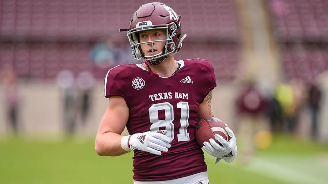 COLLEGE STATION, TX - NOVEMBER 10: Texas A&M Aggies tight end Jace Sternberger (81) warms up before a game between the Ole Miss Rebels and the Texas A&M Aggies on November 10, 2018 at Kyle Field in College Station, TX.