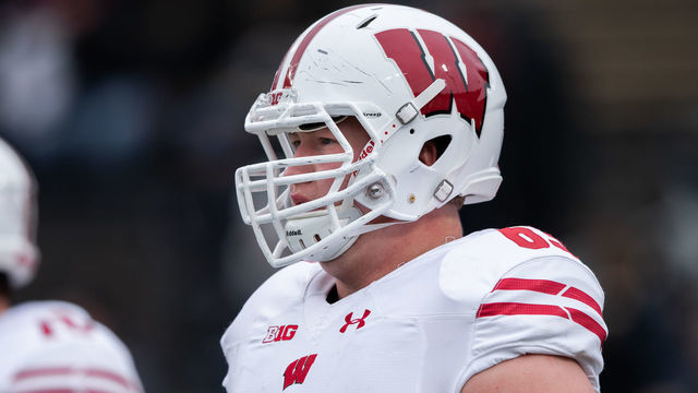 WEST LAFAYETTE, IN - NOVEMBER 17: Wisconsin Badgers offensive lineman Michael Deiter (63) warms up before the college football game between the Purdue Boilermakers and Wisconsin Badgers on November 17, 2018, at Ross-Ade Stadium in West Lafayette, IN.