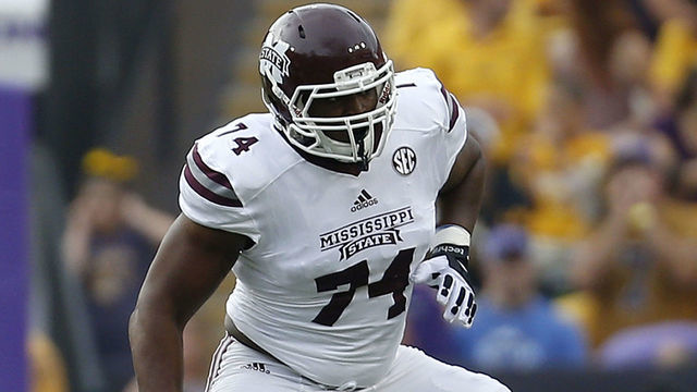 BATON ROUGE, LA - SEPTEMBER 17: Elgton Jenkins #74 of the Mississippi State Bulldogs blocks during a game at Tiger Stadium on September 17, 2016 in Baton Rouge, Louisiana.