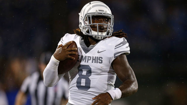 NEW ORLEANS, LA - SEPTEMBER 28: Darrell Henderson #8 of the Memphis Tigers runs with the ball during a game against the Tulane Green Wave at Yulman Stadium on September 28, 2018 in New Orleans, Louisiana.