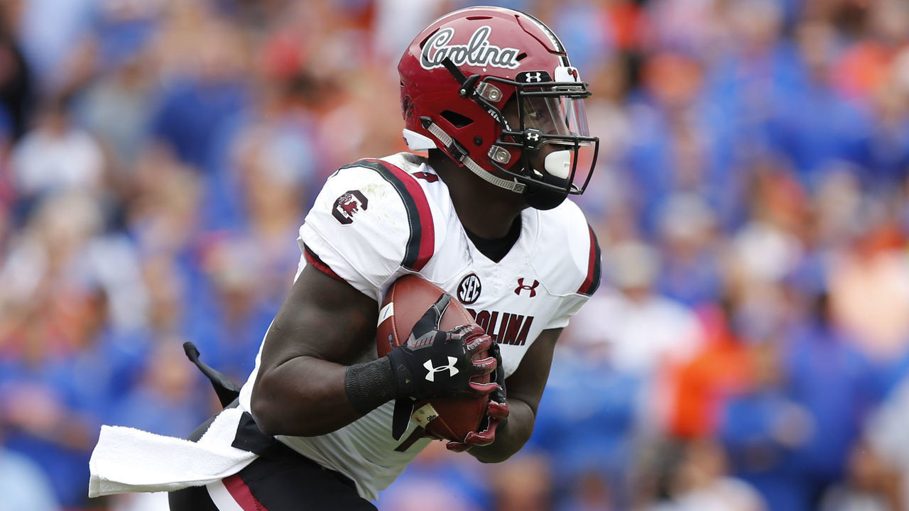 GAINESVILLE, FL - NOVEMBER 10: South Carolina Gamecocks wide receiver Deebo Samuel (1) runs with the ball during the game between the South Carolina Gamecocks and the Florida Gators on November 10, 2018 at Ben Hill Griffin Stadium at Florida Field in Gainesville, Fl.