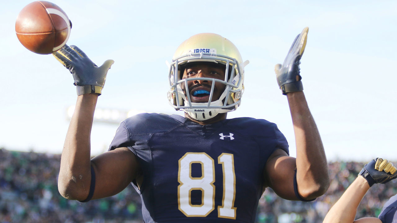 SOUTH BEND, IN - OCTOBER 13: Notre Dame Fighting Irish wide receiver Miles Boykin (81) celebrates after scoring touchdown during the college football game between the Notre Dame Fighting Irish and Pittsburgh Panthers on October 13, 2018, at Notre Dame Stadium in South Bend, IN.