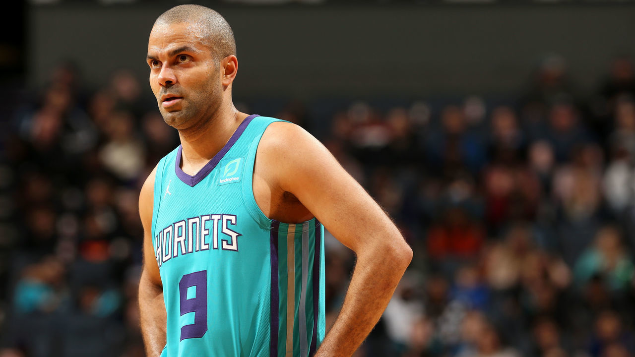CHARLOTTE, NC - FEBRUARY 23: Tony Parker #9 of the Charlotte Hornets looks on during the game on February 23, 2019 at Spectrum Center in Charlotte, North Carolina. Mandatory Copyright Notice: Copyright 2019 NBAE