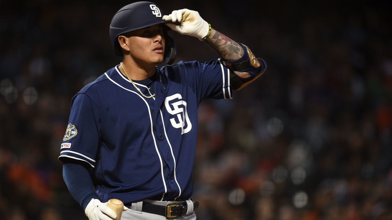 SAN FRANCISCO, CA - APRIL 09: San Diego Padres Third base Manny Machado (13) at bat during the Major League Baseball game between the San Diego Padres and the San Francisco Giants at Oracle Park on April 9, 2019 in San Francisco, CA.