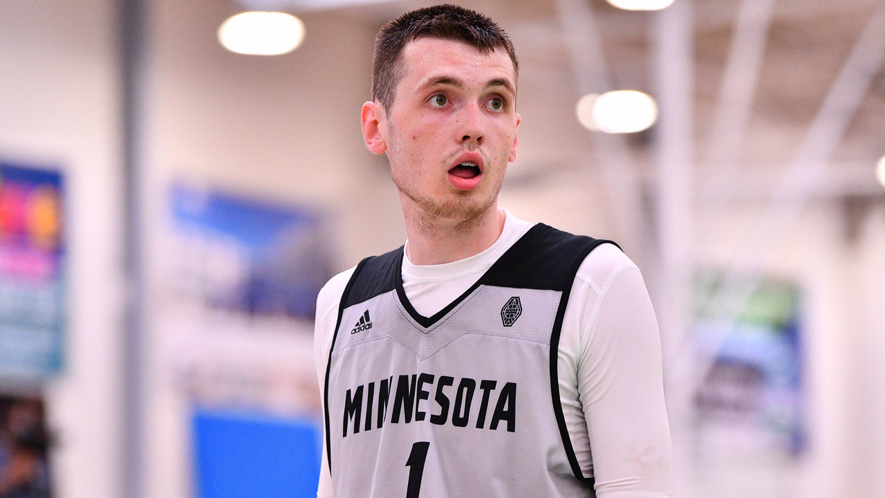 LADERA RANCH, CA - JULY 20: Matthew Hurt from John Marshall Senior High School looks on during the adidas Summer Championships on July 20, 2018 at the Ladera Sports Center in Ladera Ranch, CA.