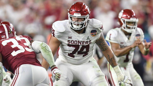 MIAMI GARDENS, FL - DECEMBER 29: Oklahoma offensive lineman Cody Ford (74) in pass protection during the second half of the CFP Semifinal at the Orange Bowl between Alabama Crimson Tide and the Oklahoma Sooners on December 29, 2018, at Hard Rock Stadium in Miami Gardens, FL.