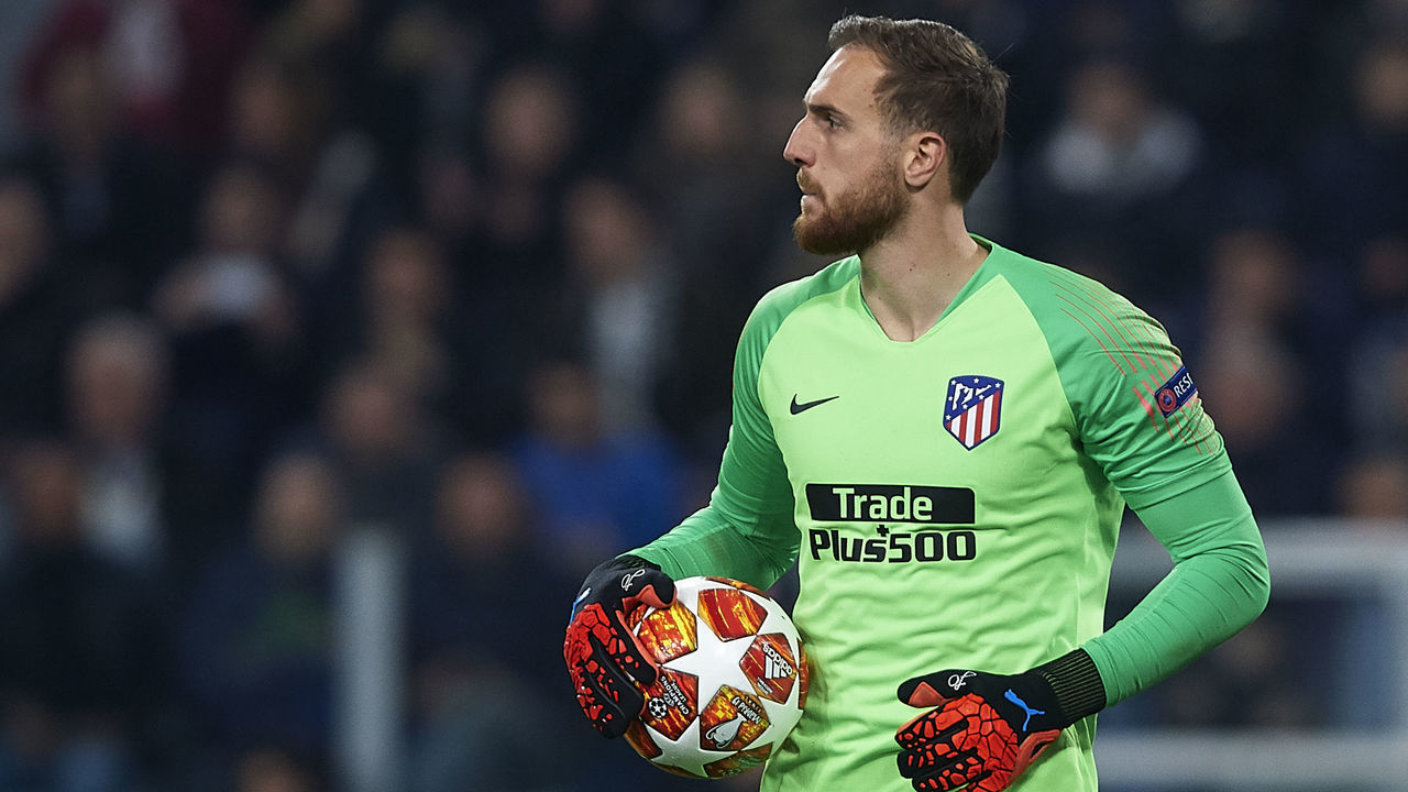 TURIN, ITALY - MARCH 12: Jan Oblak of Atletico de Madrid looks on during the UEFA Champions League Round of 16 Second Leg match between Juventus and Club Atletico de Madrid at Allianz Stadium on March 12, 2019 in Turin, Italy.