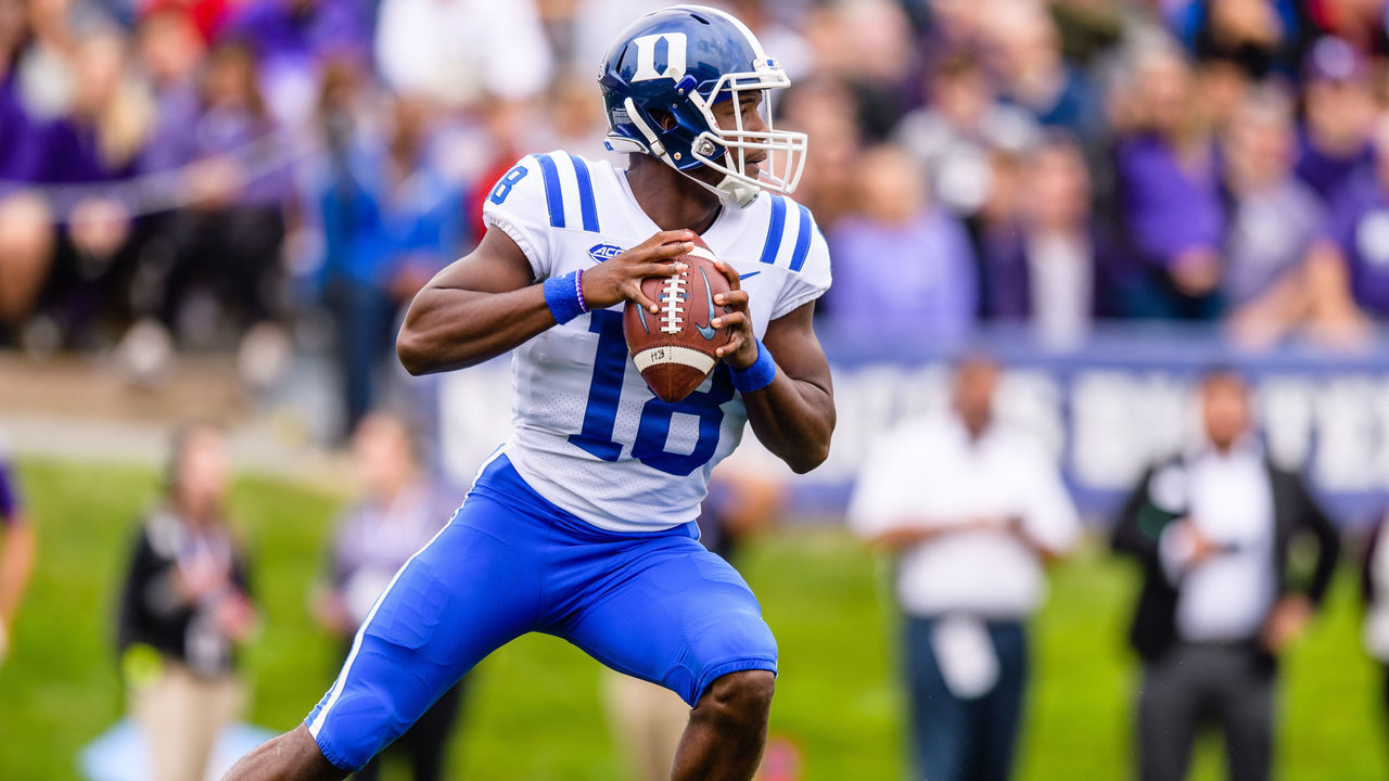 EVANSTON, IL - SEPTEMBER 08: Duke Blue Devils quarterback Quentin Harris (18) looks to pass in the 4th quarter during a college football game between the Duke Blue Devils and the Northwestern Wildcats on September 08, 2018, at Ryan Field in Evanston, IL. Duke won 21-7.