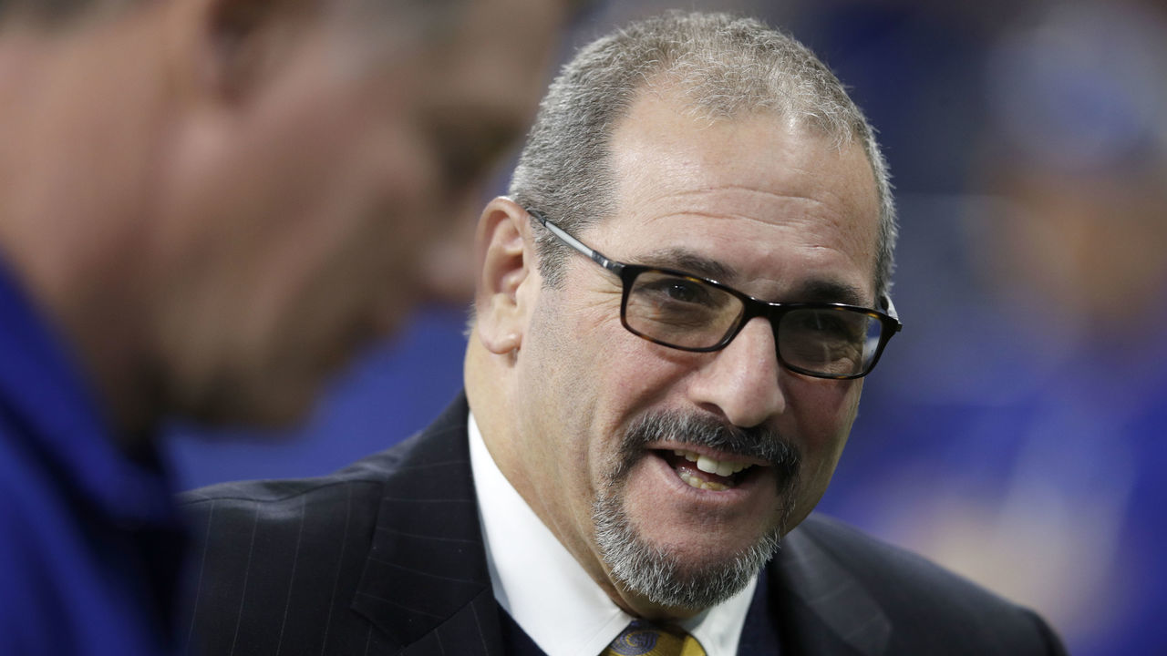 INDIANAPOLIS, INDIANA - DECEMBER 23: General Manager Dave Gettleman of the New York Giants during the pregame against the Indianapolis Colts at Lucas Oil Stadium on December 23, 2018 in Indianapolis, Indiana.