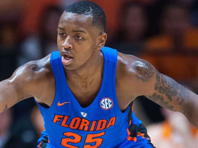 KNOXVILLE, TN - FEBRUARY 21: Florida Gators forward Keith Stone (25) playing defense during a game between the Florida Gators and Tennessee Volunteers on February 21, 2018, at Thompson-Boling Arena in Knoxville, TN.