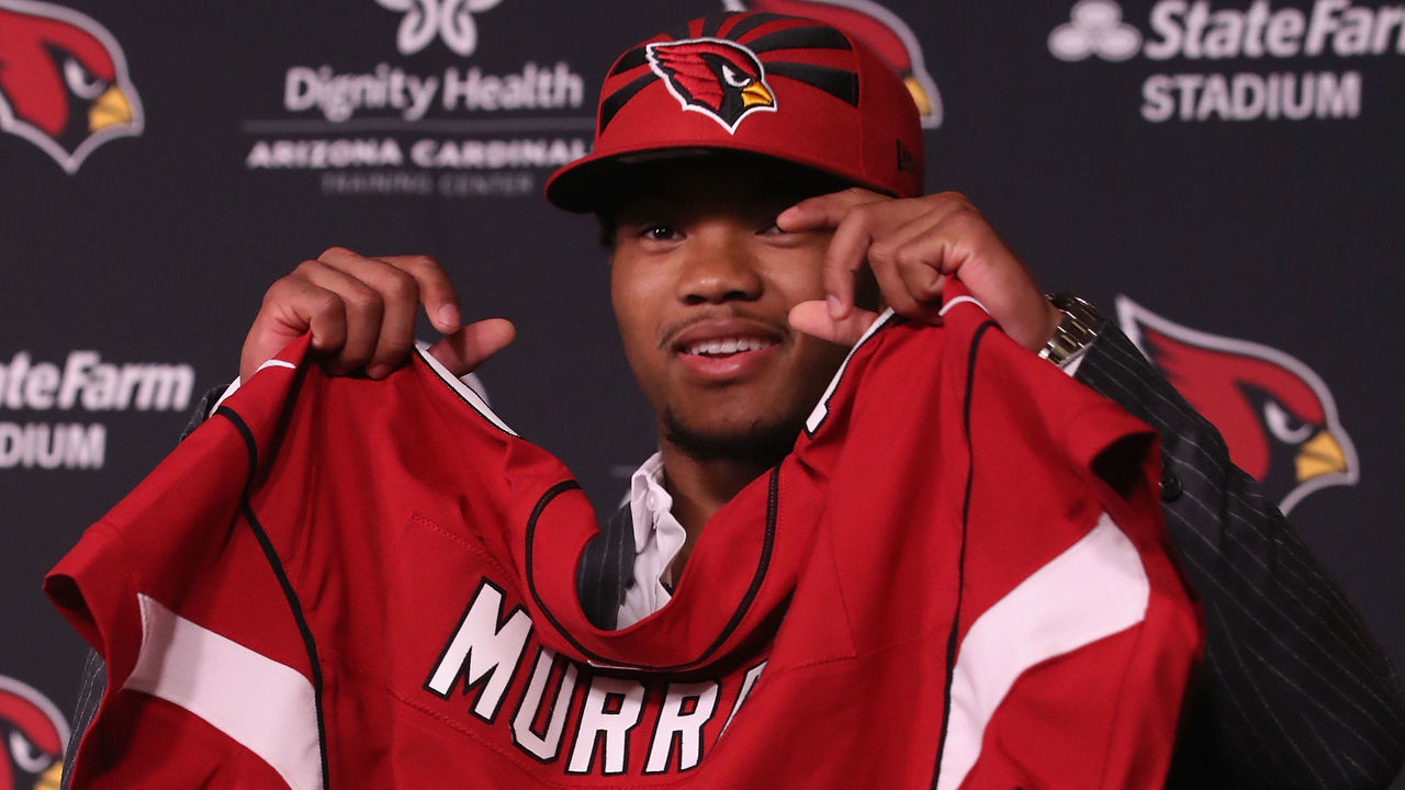 TEMPE, ARIZONA - APRIL 26: Quarterback Kyler Murray of the Arizona Cardinals poses during a press conference at the Dignity Health Arizona Cardinals Training Center on April 26, 2019 in Tempe, Arizona. Murray was the first pick overall by the Arizona Cardinals in the 2019 NFL Draft.