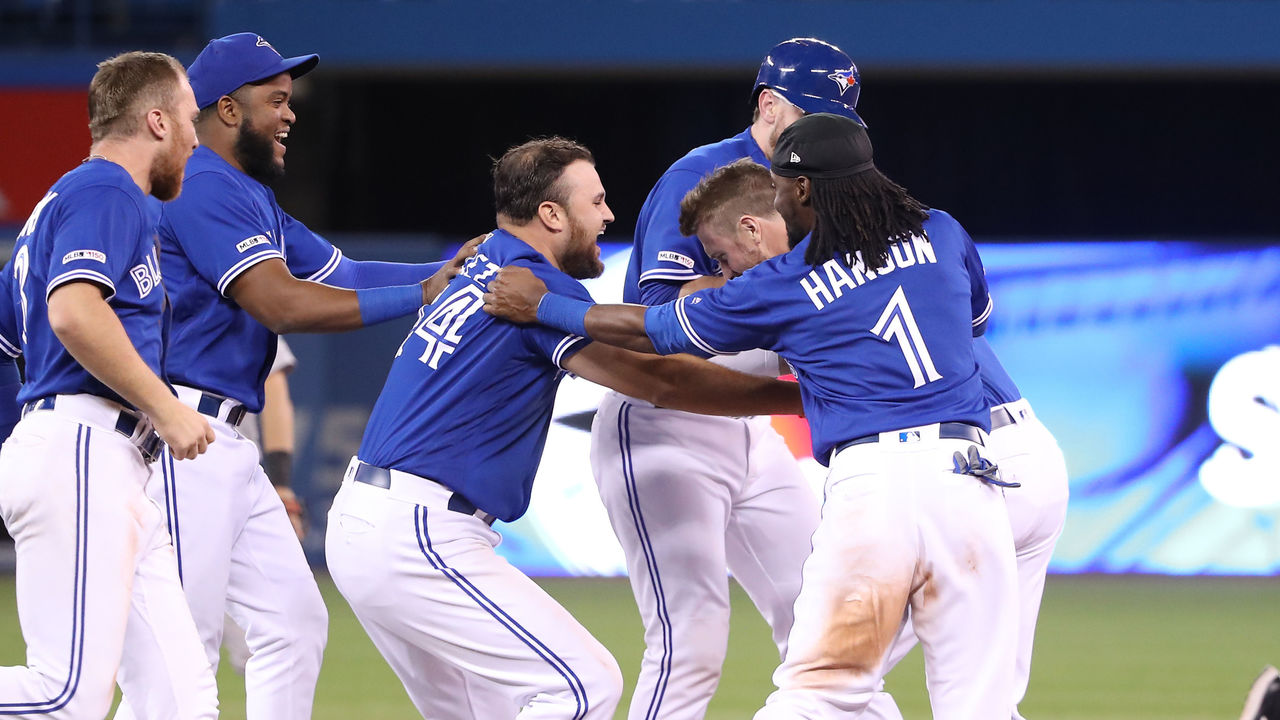 Justin Smoak walk-off home run Toronto Blue Jays-Detroit