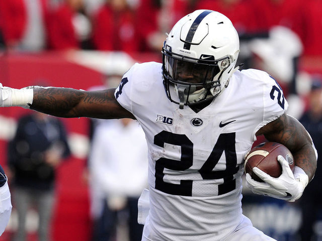 BLOOMINGTON, IN - OCTOBER 20: Penn State Nittany Lions running back Miles Sanders (24) runs with the ball during the Big Ten Conference college football game between the Penn State Nittany Lions and the Indiana Hoosiers on October 20, 2018, at Memorial Stadium in Bloomington, Indiana.