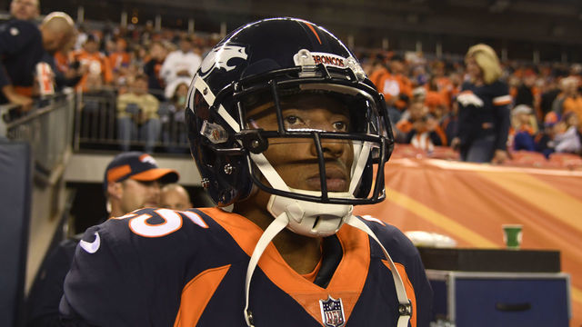 DENVER, CO - OCTOBER 1, 2018: Denver Broncos defensive back Chris Harris (25) takes the field after halftime as the Denver Broncos played the Kansas City Chiefs at Broncos Stadium at Mile High.