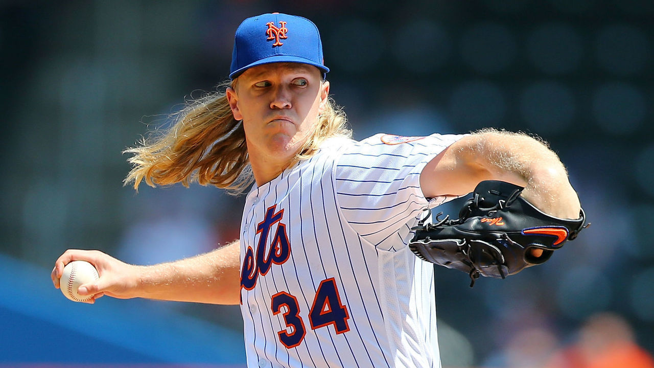 NEW YORK, NEW YORK - MAY 02: Noah Syndergaard #34 of the New York Mets pitches in the second inning against the Cincinnati Reds at Citi Field on May 02, 2019 in the Queens borough of New York City.