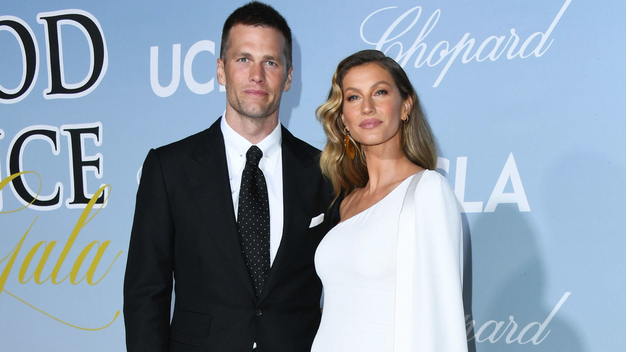 LOS ANGELES, CALIFORNIA - FEBRUARY 21: Tom Brady and Gisele Bundchen attend the 2019 Hollywood For Science Gala at Private Residence on February 21, 2019 in Los Angeles, California.