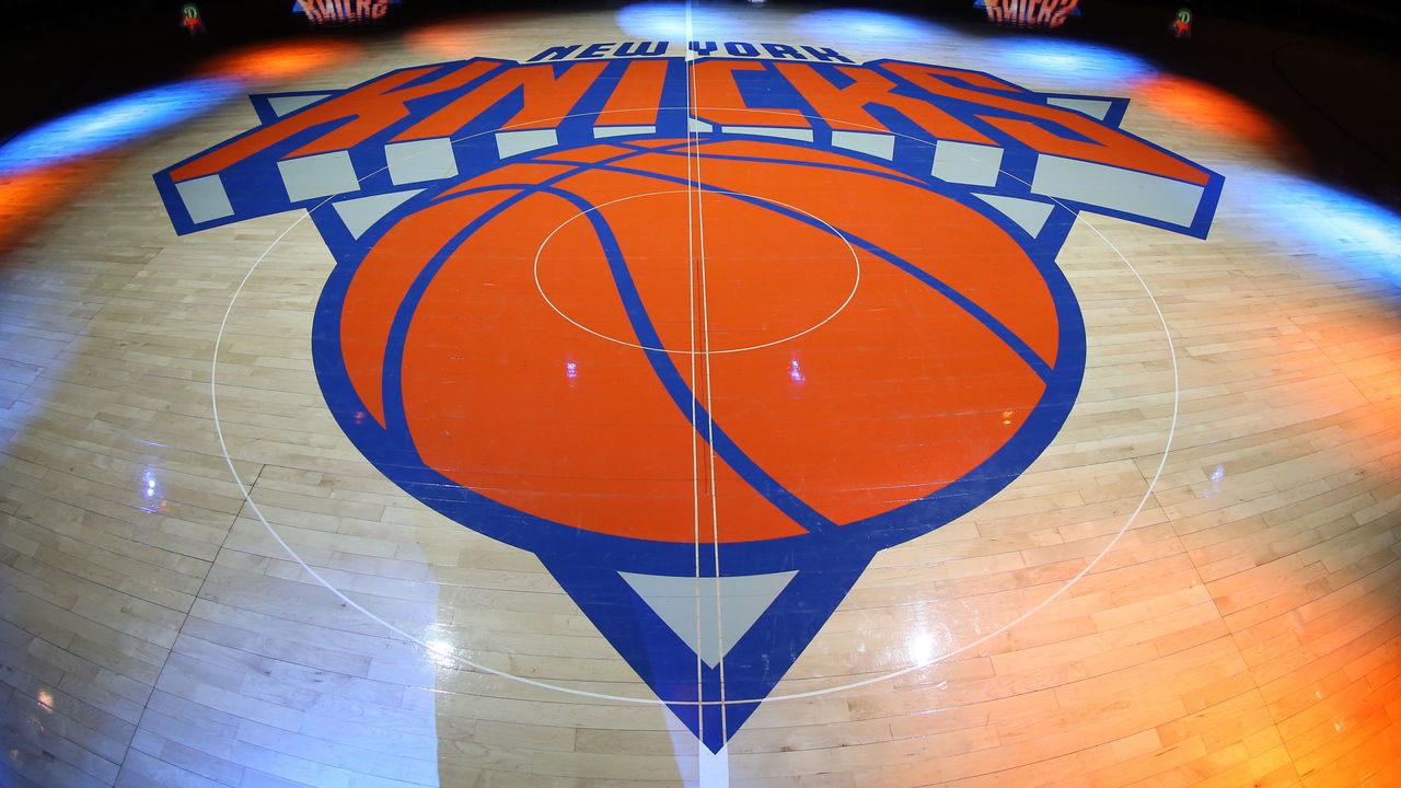 NEW YORK, NY - FEBRUARY 6: A general view of the New York Knicks logo before a game against the Los Angeles Lakers on February 6, 2017 at Madison Square Garden in New York City, New York. NOTE TO USER: User expressly acknowledges and agrees that, by downloading and/or using this photograph, user is consenting to the terms and conditions of the Getty Images License Agreement. Mandatory Copyright Notice: Copyright 2017 NBAE