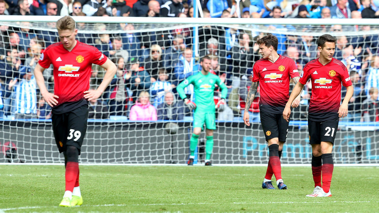 HUDDERSFIELD, ENGLAND - MAY 05: Ander Herrera of Manchester United and his team-mates react after Huddersfield's equalising goal during the Premier League match between Huddersfield Town and Manchester United at John Smith's Stadium on May 5, 2019 in Huddersfield, United Kingdom.