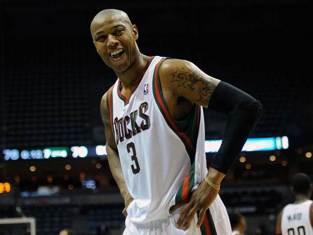 Report: Mark Wahlberg contacting big-name directors for Caron Butler biopic
