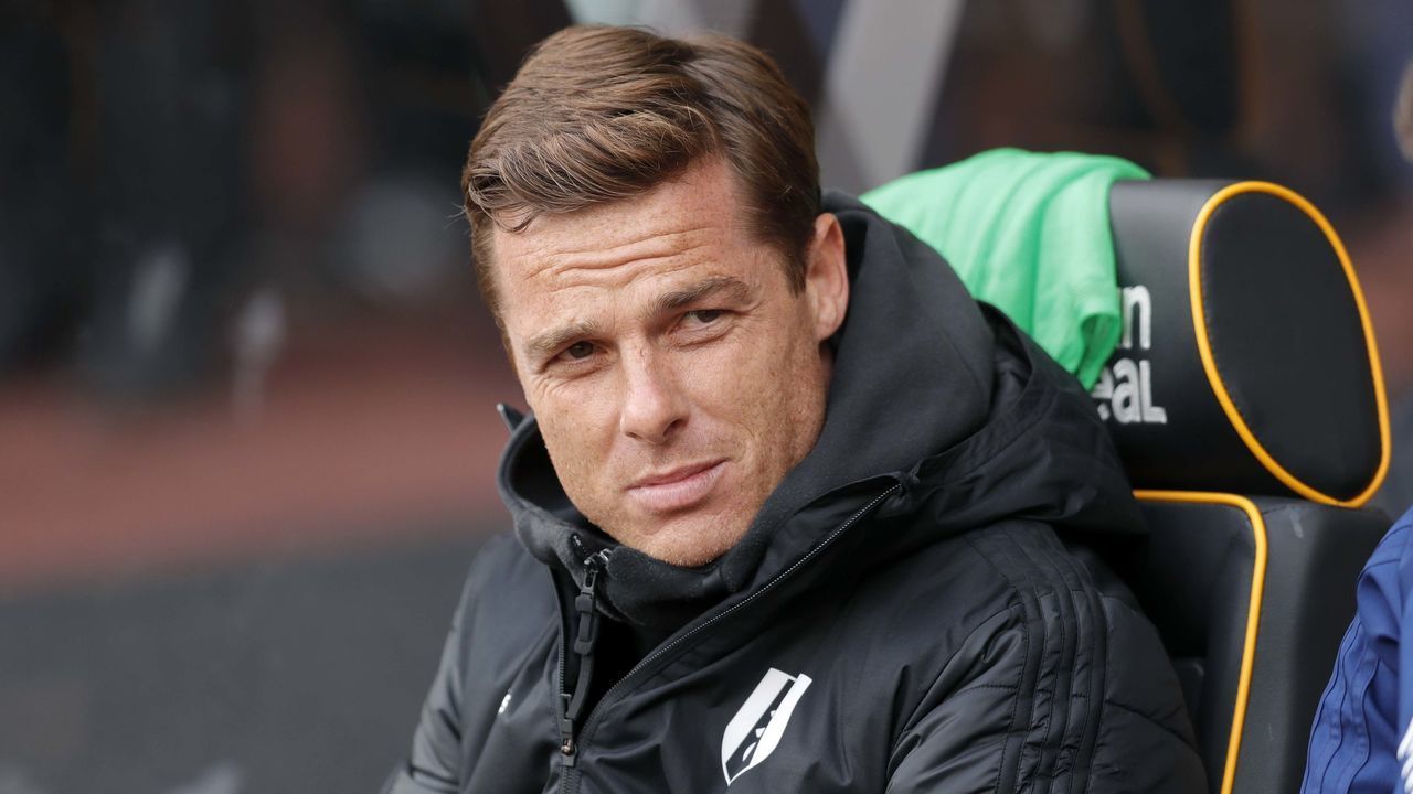 WOLVERHAMPTON, ENGLAND - MAY 04: Fulham managerr Scott Parker looks on during the Premier League match between Wolverhampton Wanderers and Fulham FC at Molineux on May 04, 2019 in Wolverhampton, United Kingdom.
