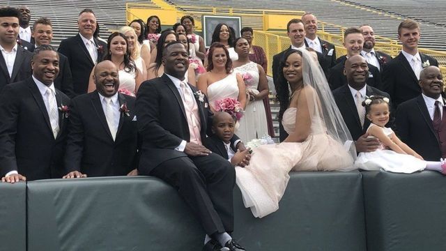 'Lambeau Leap' inventor LeRoy Butler recreates celebration at wedding