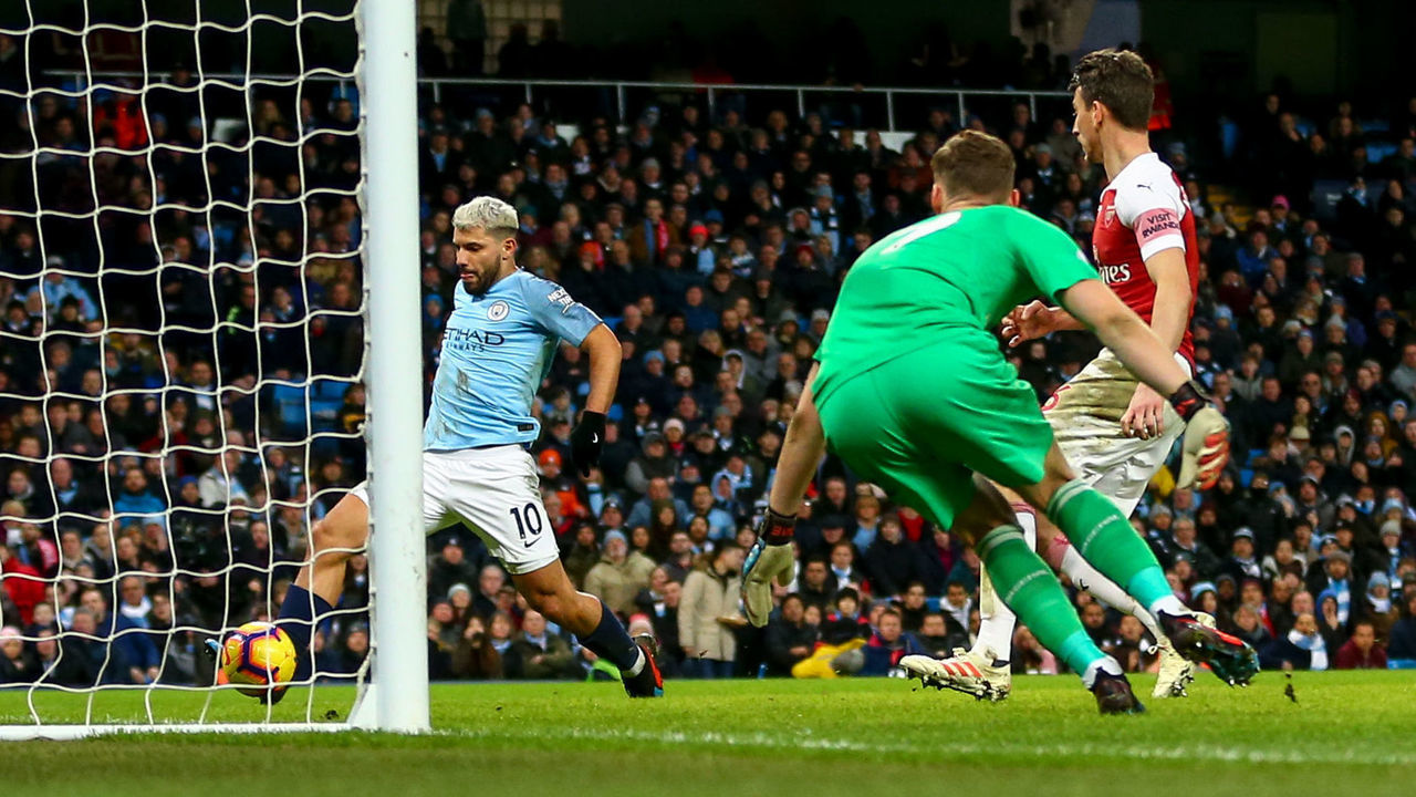 MANCHESTER, ENGLAND - FEBRUARY 03: Sergio Aguero of Manchester City scores a goal to make it 2-1 during the Premier League match between Manchester City and Arsenal FC at Etihad Stadium on February 3, 2019 in Manchester, United Kingdom.