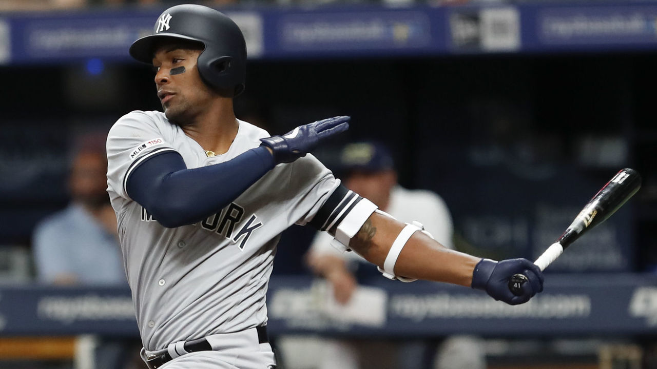 ST. PETERSBURG, FL - MAY 11: New York Yankees third baseman Miguel Andujar (41) at bat during the MLB game between the New York Yankees and Tampa Bay Rays on May 11, 2019 at Tropicana Field in St. Petersburg, FL.