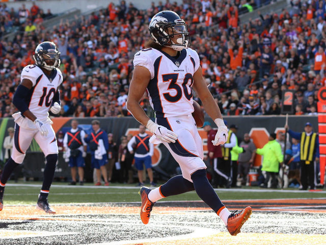 CINCINNATI, OH - NOVEMBER 11: Denver Broncos running back Phillip Lindsay (30) carries the ball for a touchdown during the game against the Denver Broncos and the Cincinnati Bengals on December 2nd 2018, at Paul Brown Stadium in Cincinnati, OH.