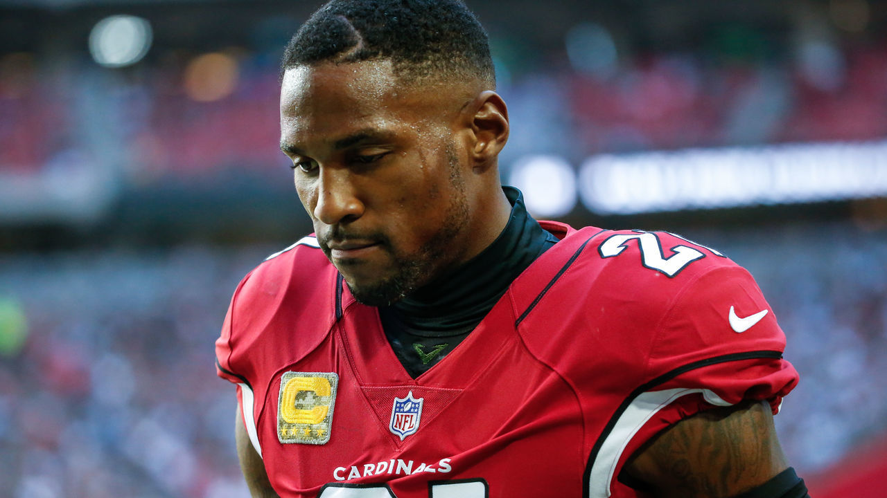 GLENDALE, AZ - NOVEMBER 18: Arizona Cardinals cornerback Patrick Peterson (21) looks on during the NFL football game between the Oakland Raiders and the Arizona Cardinals on November 18, 2018 at State Farm Stadium in Glendale, Arizona.