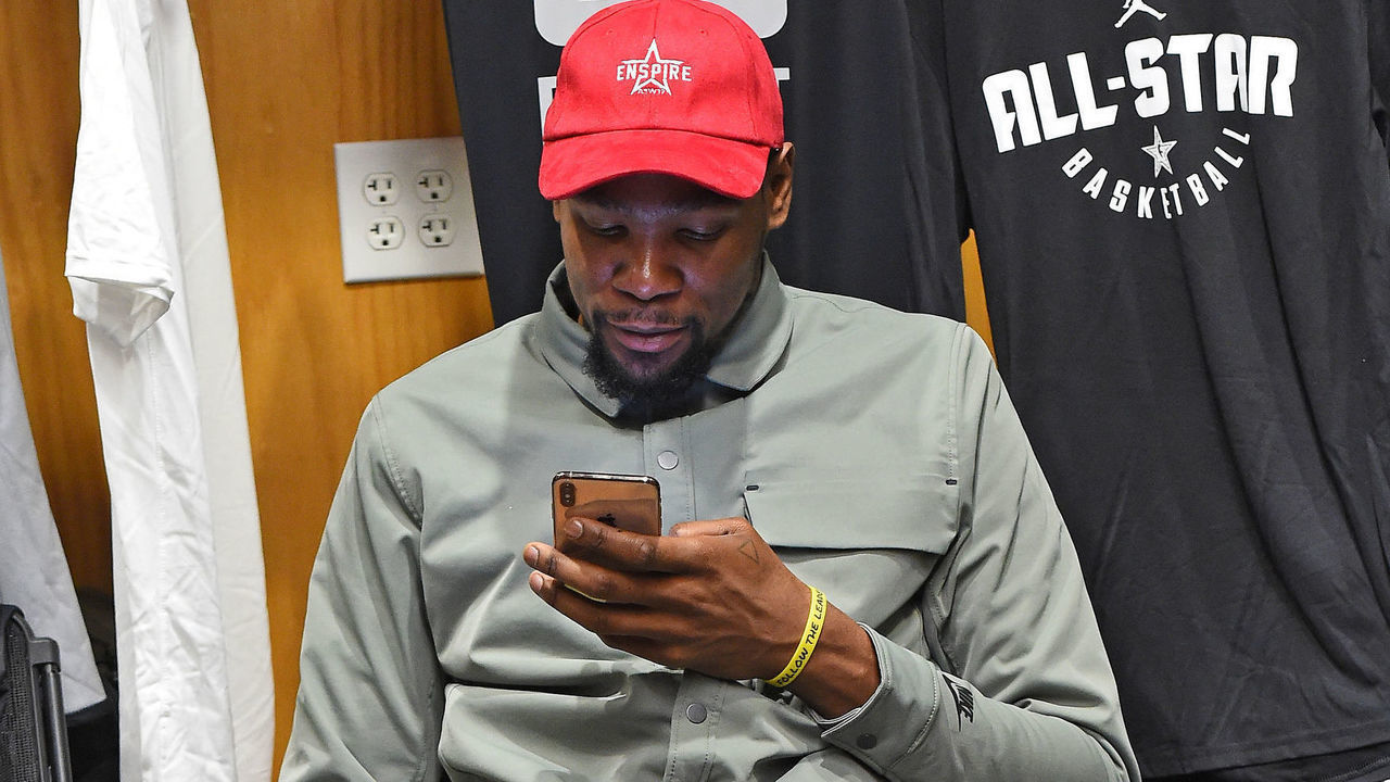 CHARLOTTE, NC - FEBRUARY 16: Kevin Durant #35 of Team LeBron gets ready in the locker room before the 2019 NBA All-Star Practice and Media Availability on February 16, 2019 at Bojangles Coliseum in Charlotte, North Carolina. Mandatory Copyright Notice: Copyright 2019 NBAE